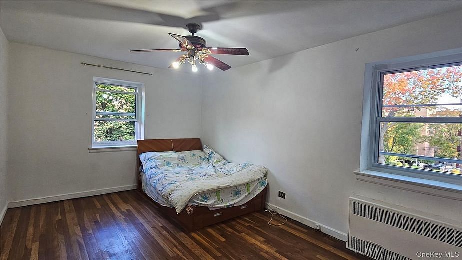 44-69 Kissena Boulevard #4M