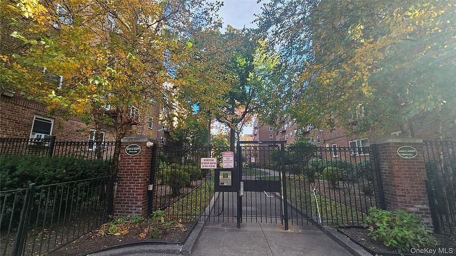 44-69 Kissena Boulevard #4M