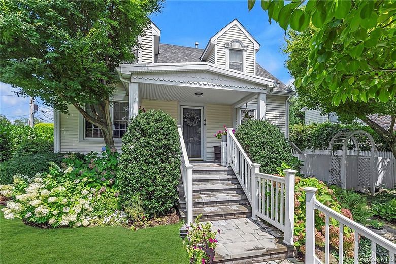 44 Cedar Valley Lane