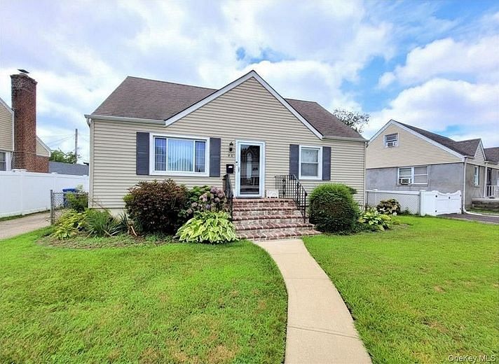 44 Circle Drive