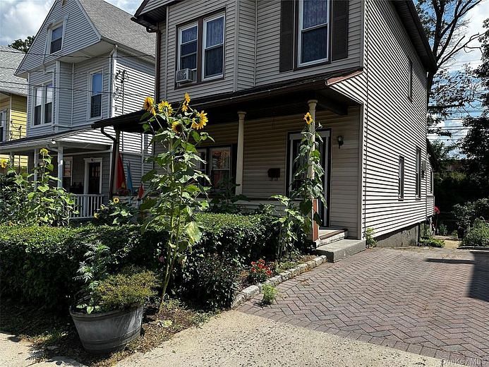44 Claremont Place