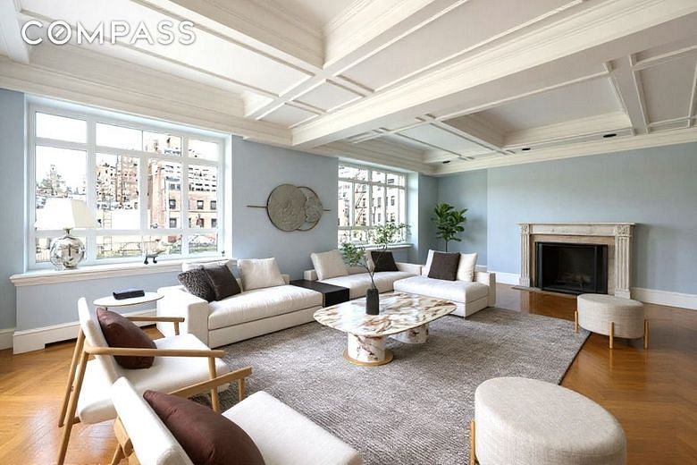 44 East 67th Street #9BC