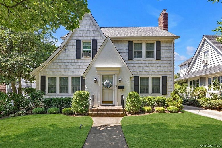 44 Fern Street