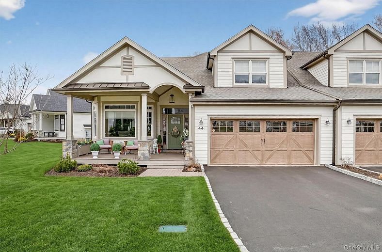 44 Spring Meadow Court #44