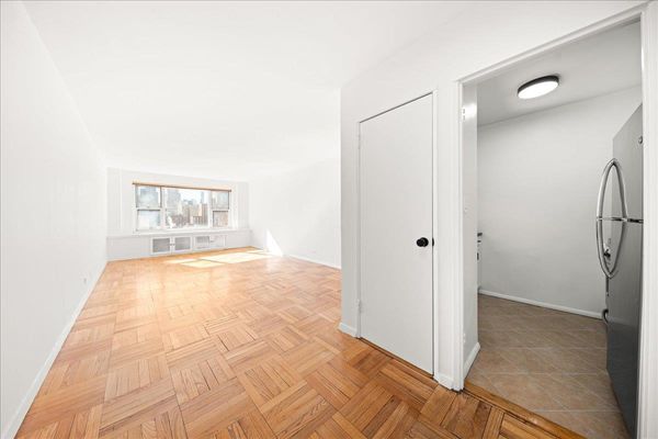 Image 1 of 22 for 440 East 79th Street #14G in Manhattan, New York, NY, 10075