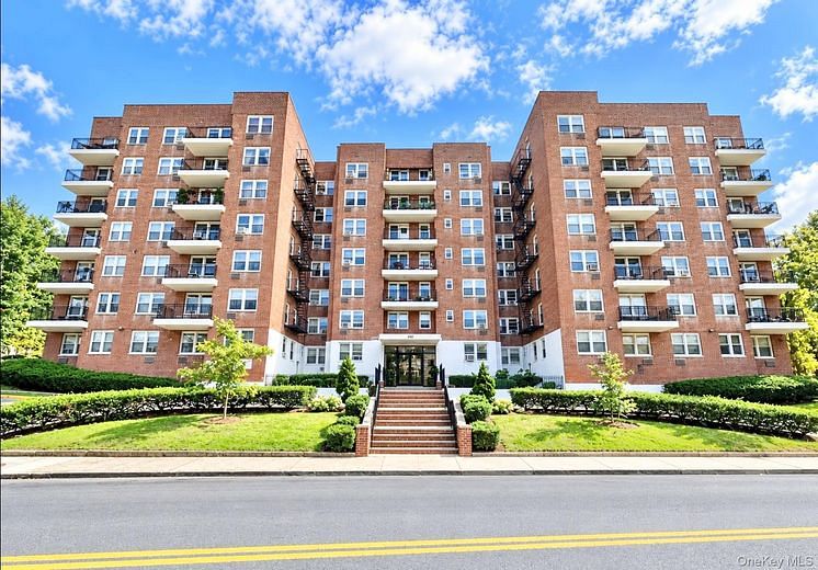 440 Warburton Avenu Avenue #4J