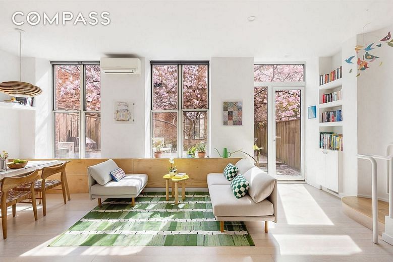 444 12th Street #1H2H