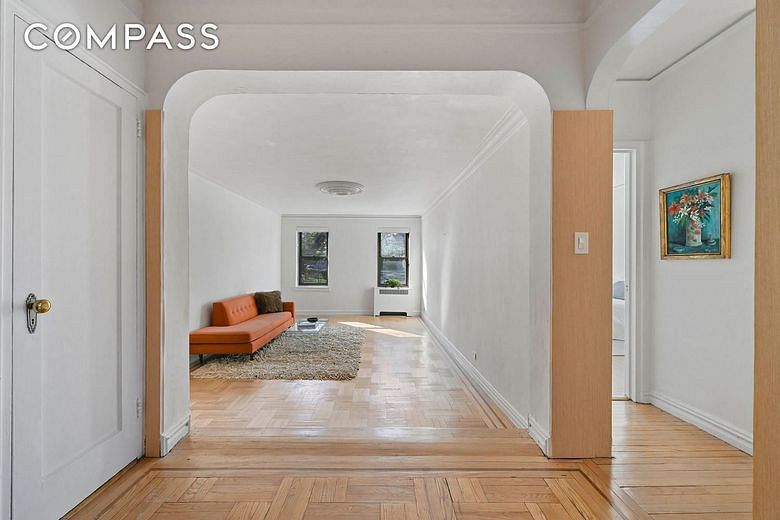 4445 Post road #5B