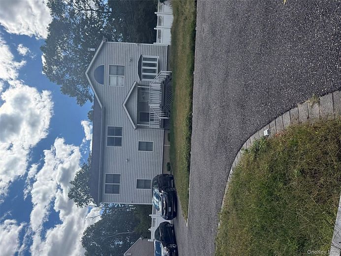 4478 Express Dr S. Drive