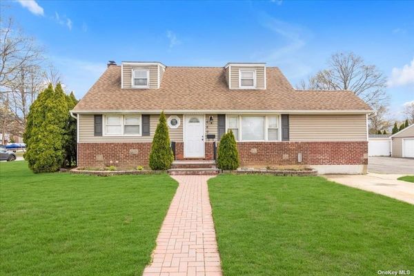 Image 1 of 22 for 449 Hilda Street in Long Island, East Meadow, NY, 11554