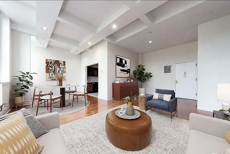 45-02 Ditmars Boulevard #405