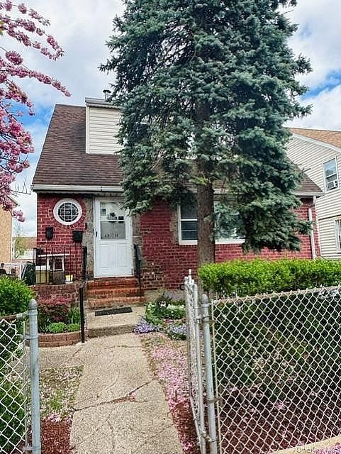 45-11 156 Street
