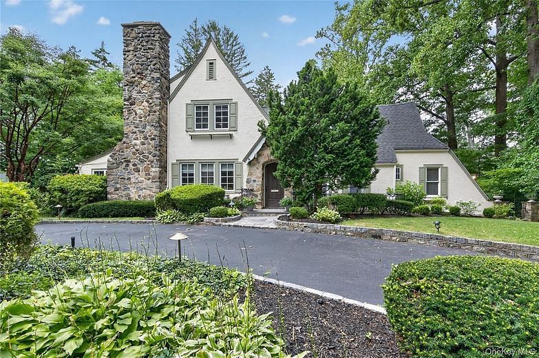 45 Cedar Drive