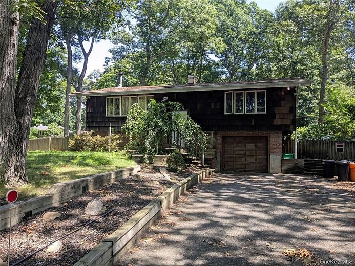 45 Deepdale Drive