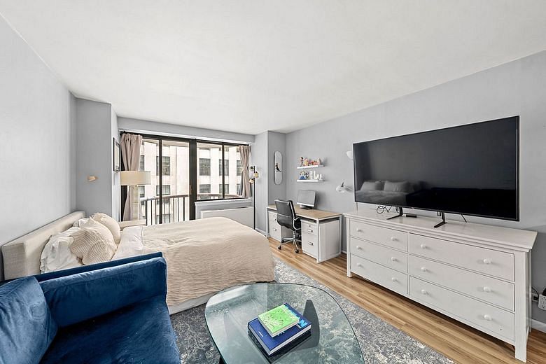 45 East 25th Street #11D
