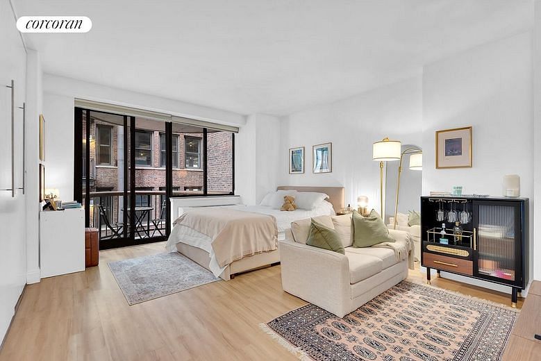 45 East 25th Street #14E
