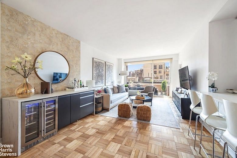 45 East 89th Street #18G