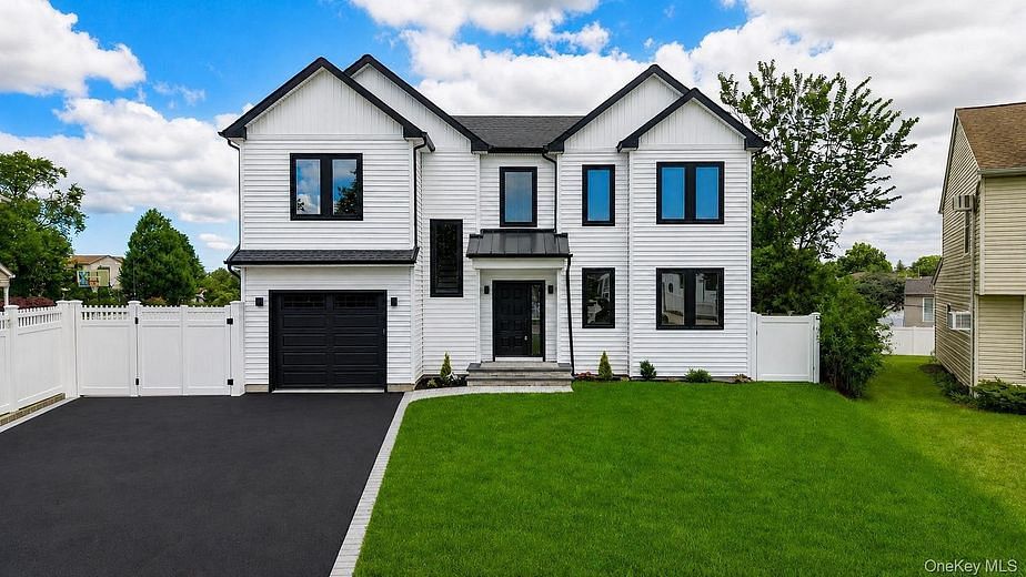 45 Glade Lane