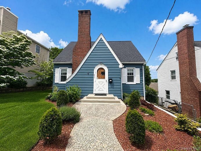 45 Mt Morris Avenue