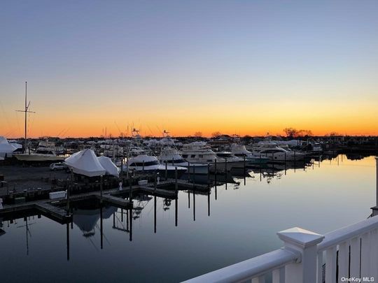 Image 1 of 24 for 45 Ocean Watch Court #condo in Long Island, Freeport, NY, 11520