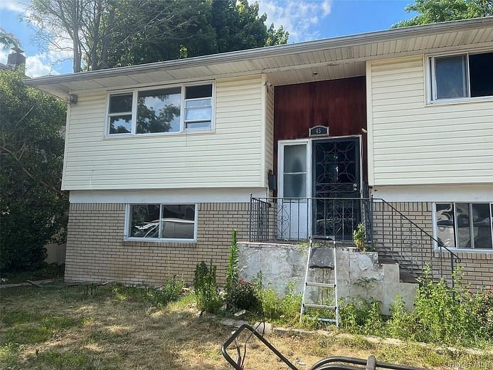 45 Peters Avenue