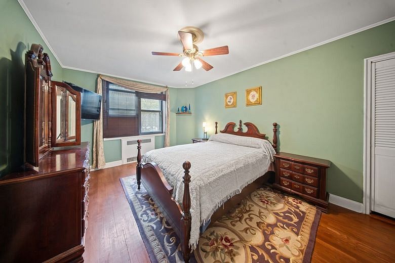 45 Plaza Street West #1D