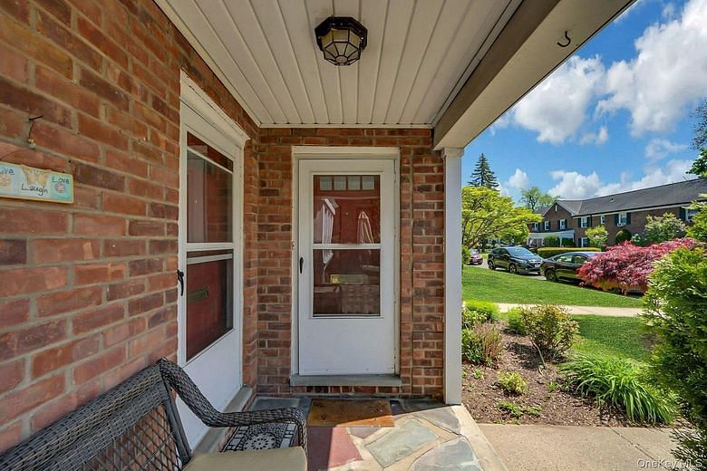 45 Robins Crescent #45
