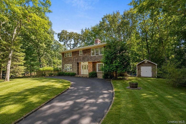 45 Shadyrest Drive