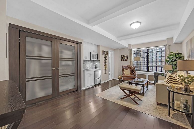 45 Tudor City Place #308