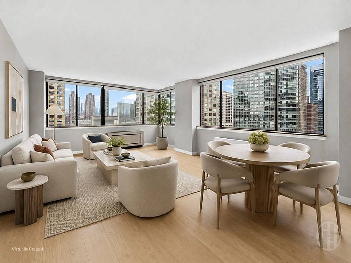 45 West 67th Street #19D