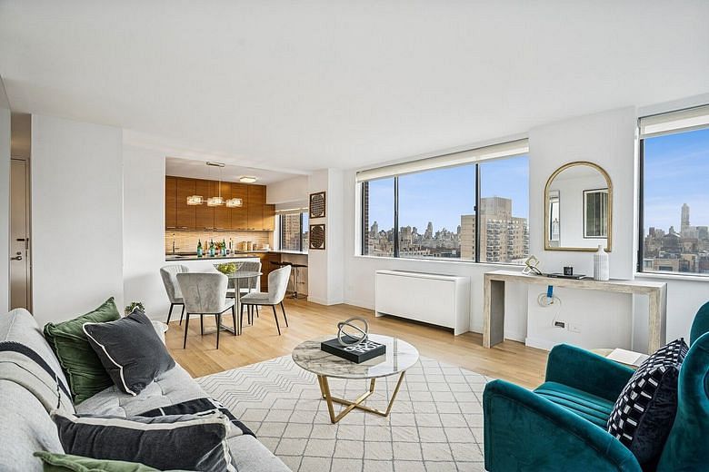 45 West 67th Street #22B