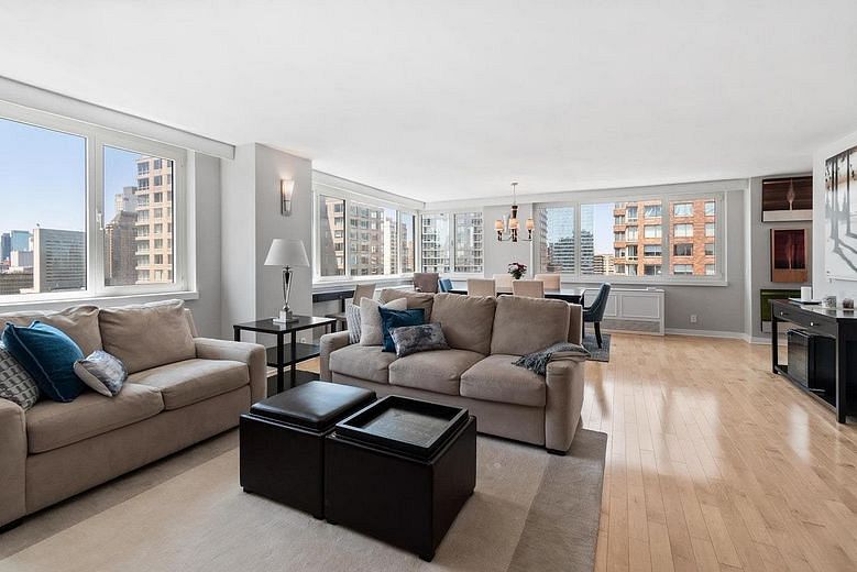 45 West 67th Street #25D
