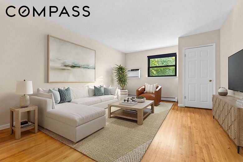 450 Clinton Street #4D