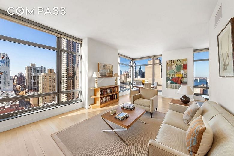 450 East 83rd Street #18A