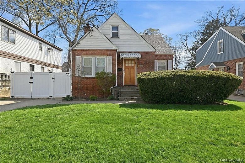 450 Linden Street
