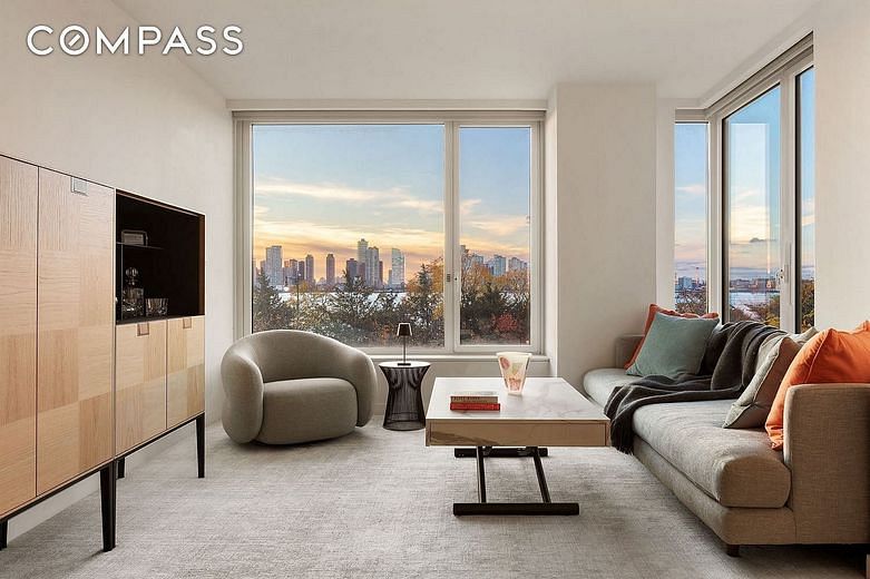 450 Washington Street #308