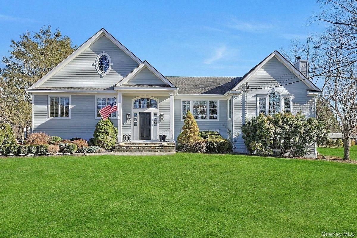 Image 1 of 50 for 450 Westlake Drive in Westchester, Mount Pleasant, NY, 10595