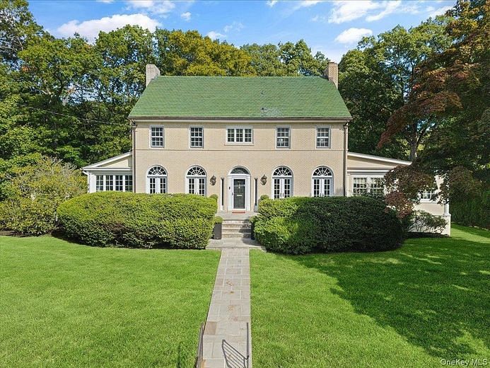 451 Beechmont Drive