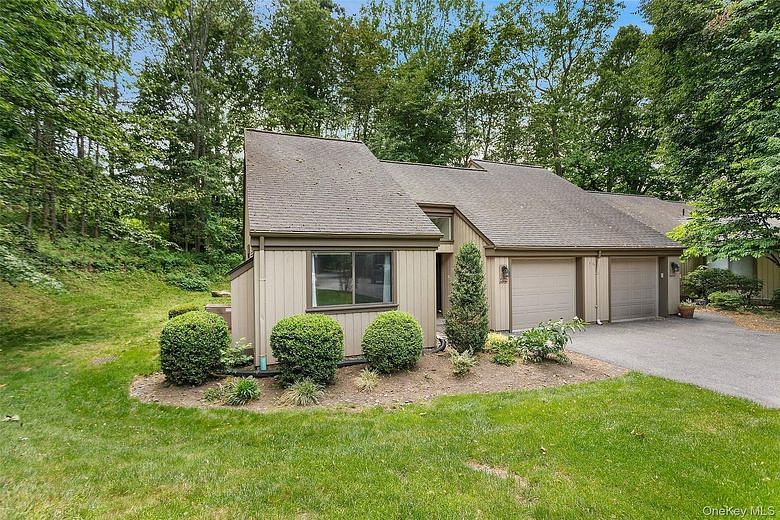 451 Heritage Hills #A