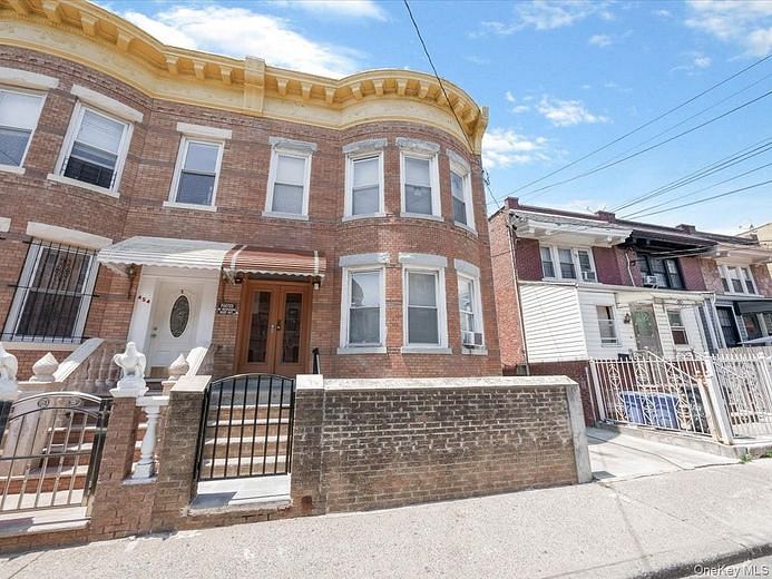 452 Lincoln Avenue #HSE