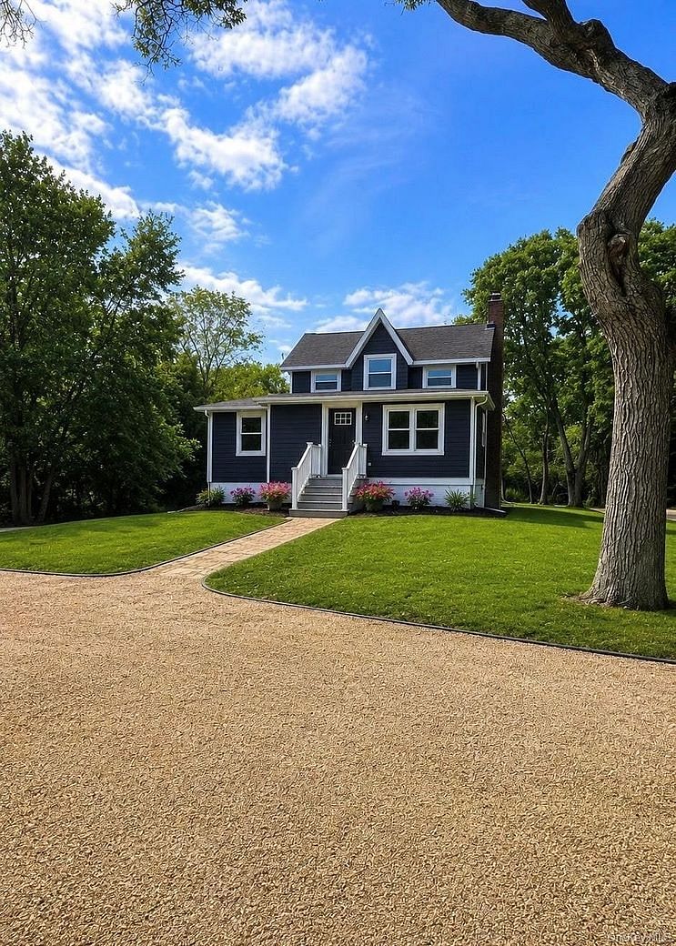 452 Montauk Highway