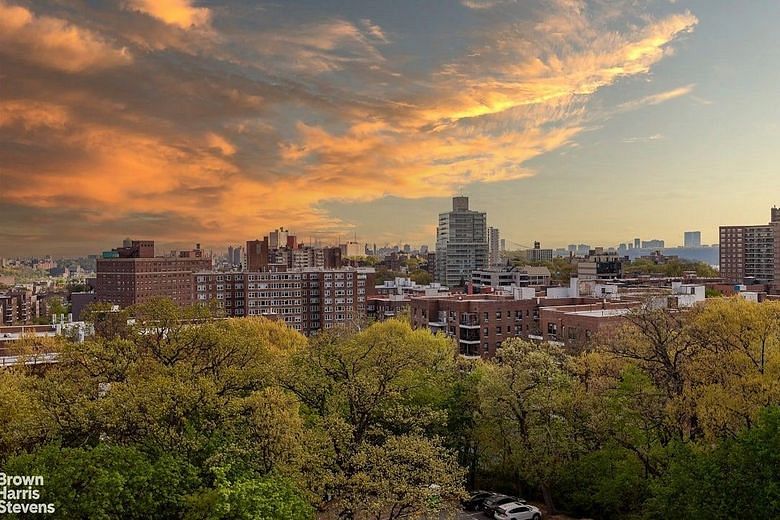 4525 Henry Hudson Parkway West #1001