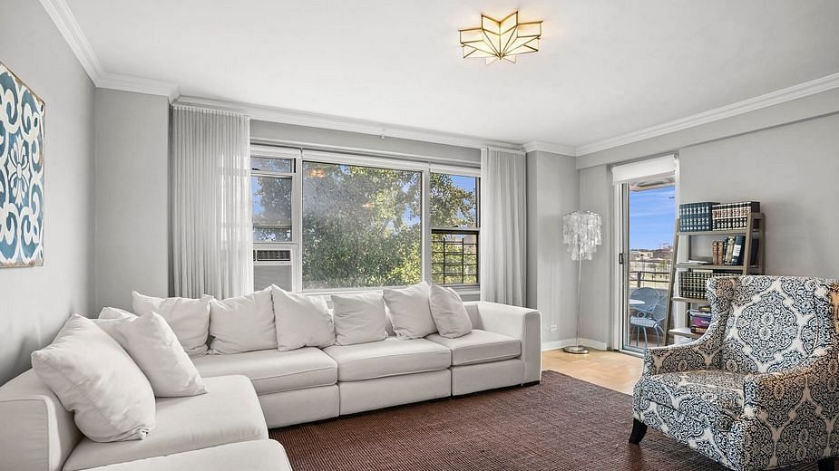 453 FDR Drive #C207