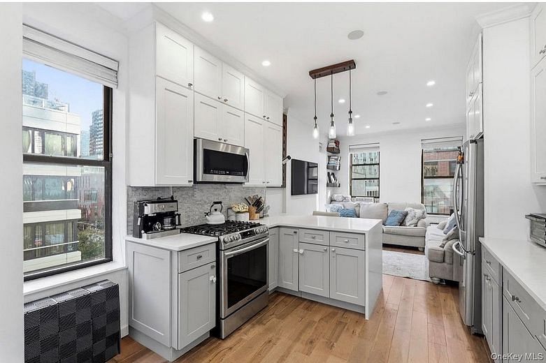 453 W 54th Street #4A