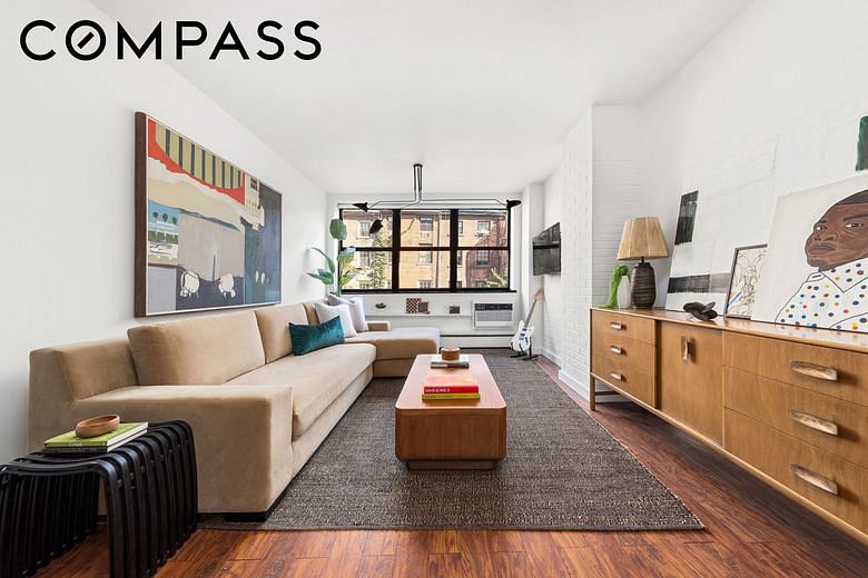 453 West 19th Street #3B