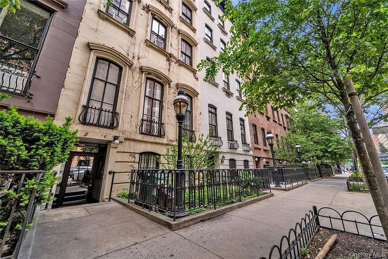 454 W 23rd Street #4F