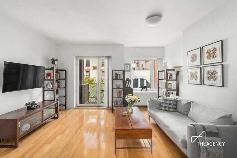 454 West 54th Street #4F