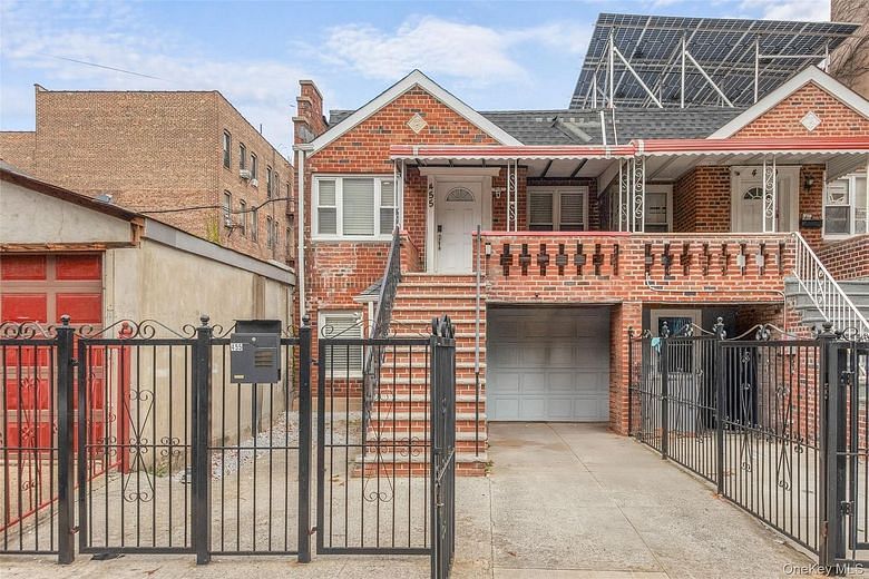 455 E 93rd Street