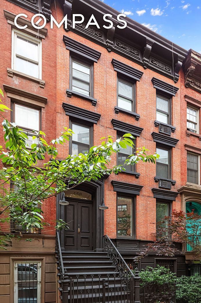 456 West 25th Street