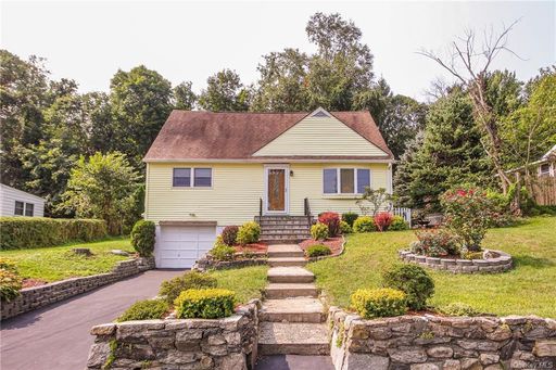 Image 1 of 27 for 111 Allan Street in Westchester, Cortlandt Manor, NY, 10567